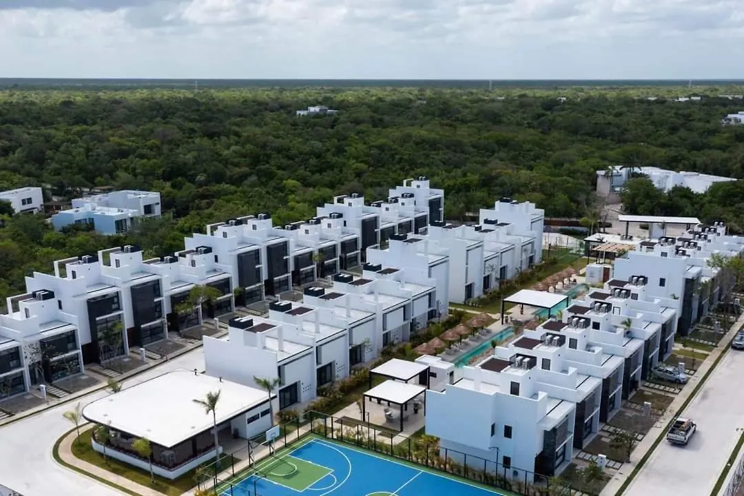 Villa Roma Akumal