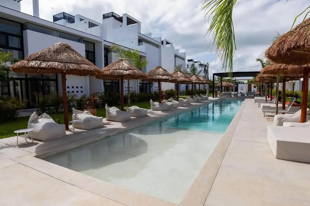 Villa Roma Akumal 0*,